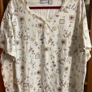 Fashion bug top size 26/28